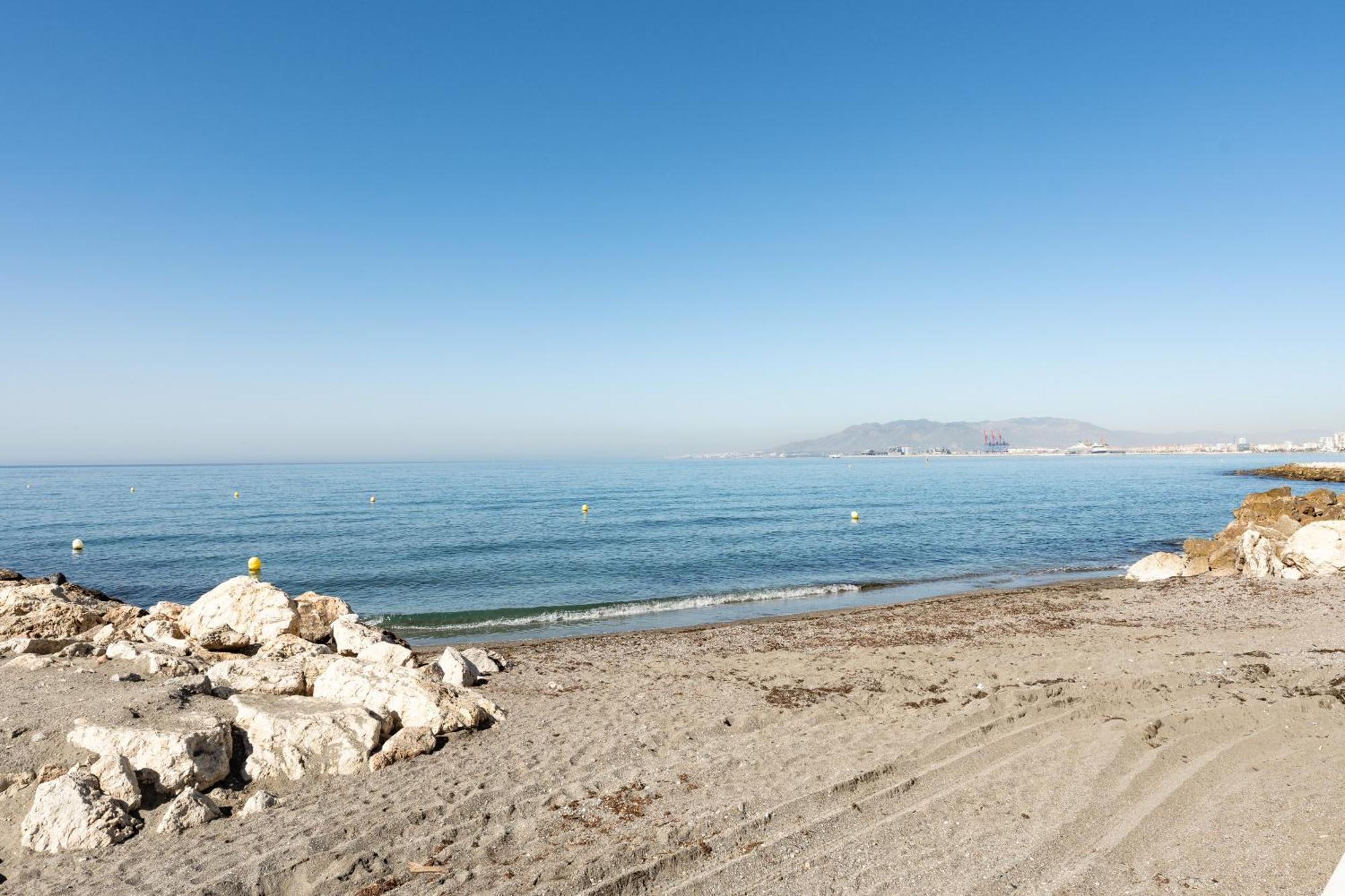 A La Orilla Del Mar, Pedregalejo Apartman Rincón de la Victoria Kültér fotó